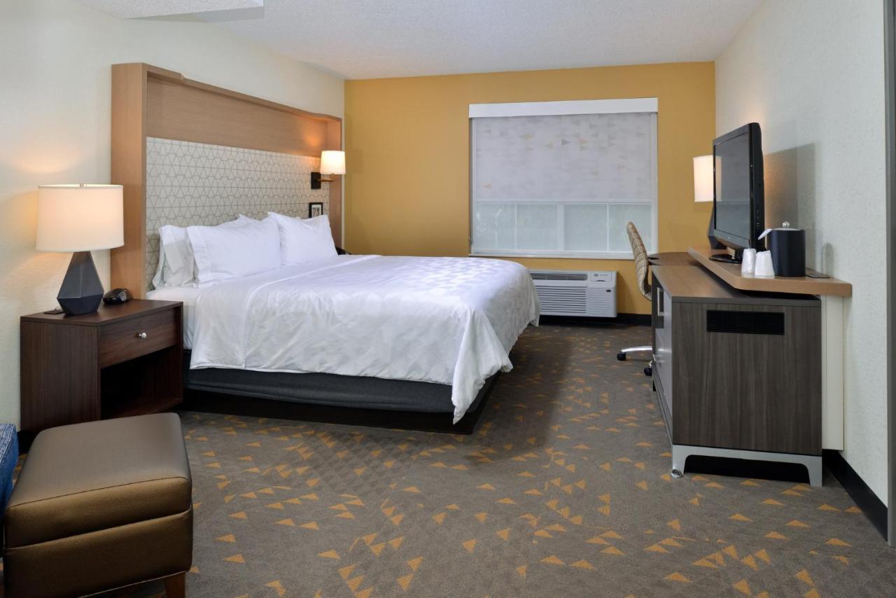Holiday Inn Hotel & Suites Overland Park-Convention Center By Ihg Екстериор снимка