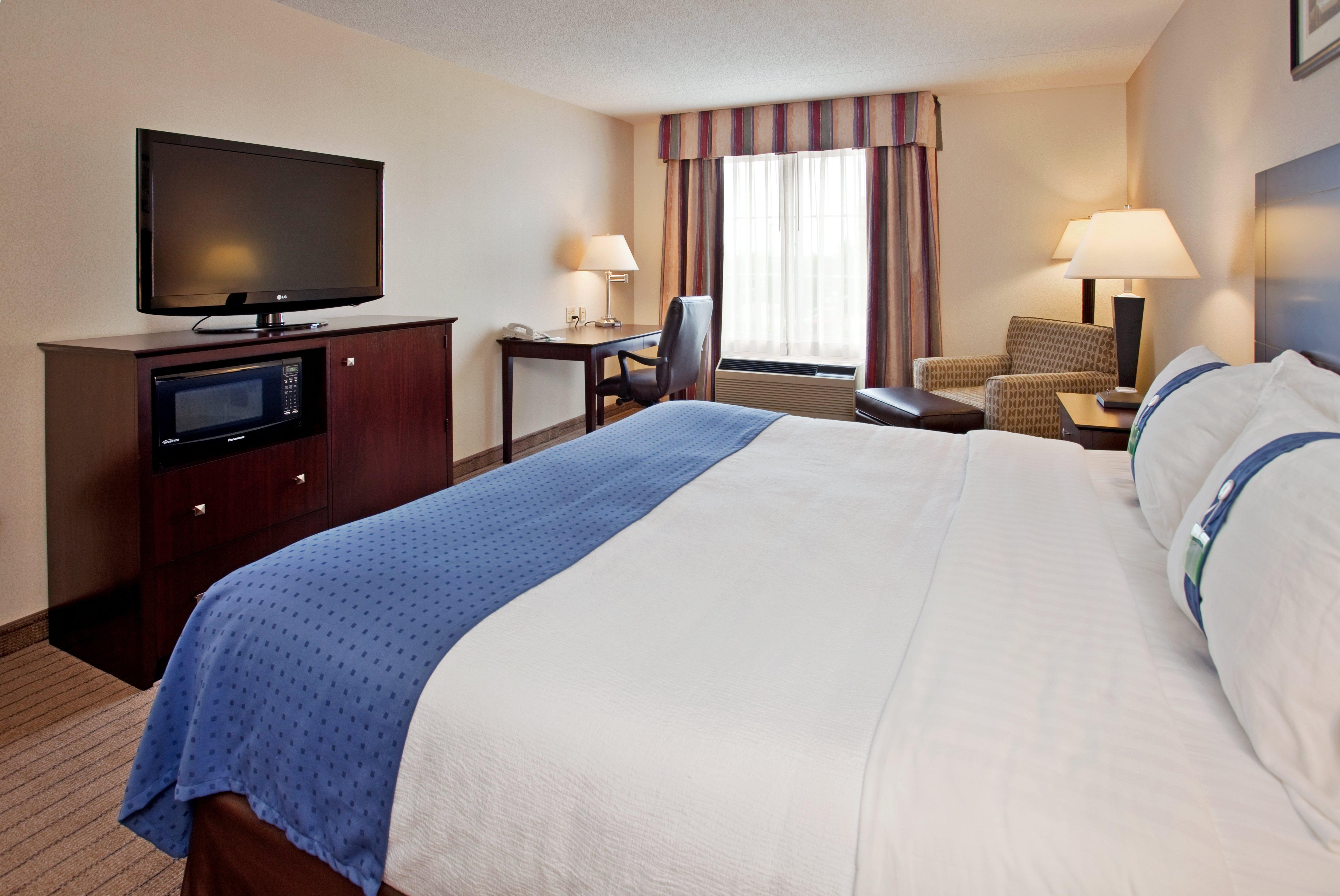 Holiday Inn Hotel & Suites Overland Park-Convention Center By Ihg Екстериор снимка