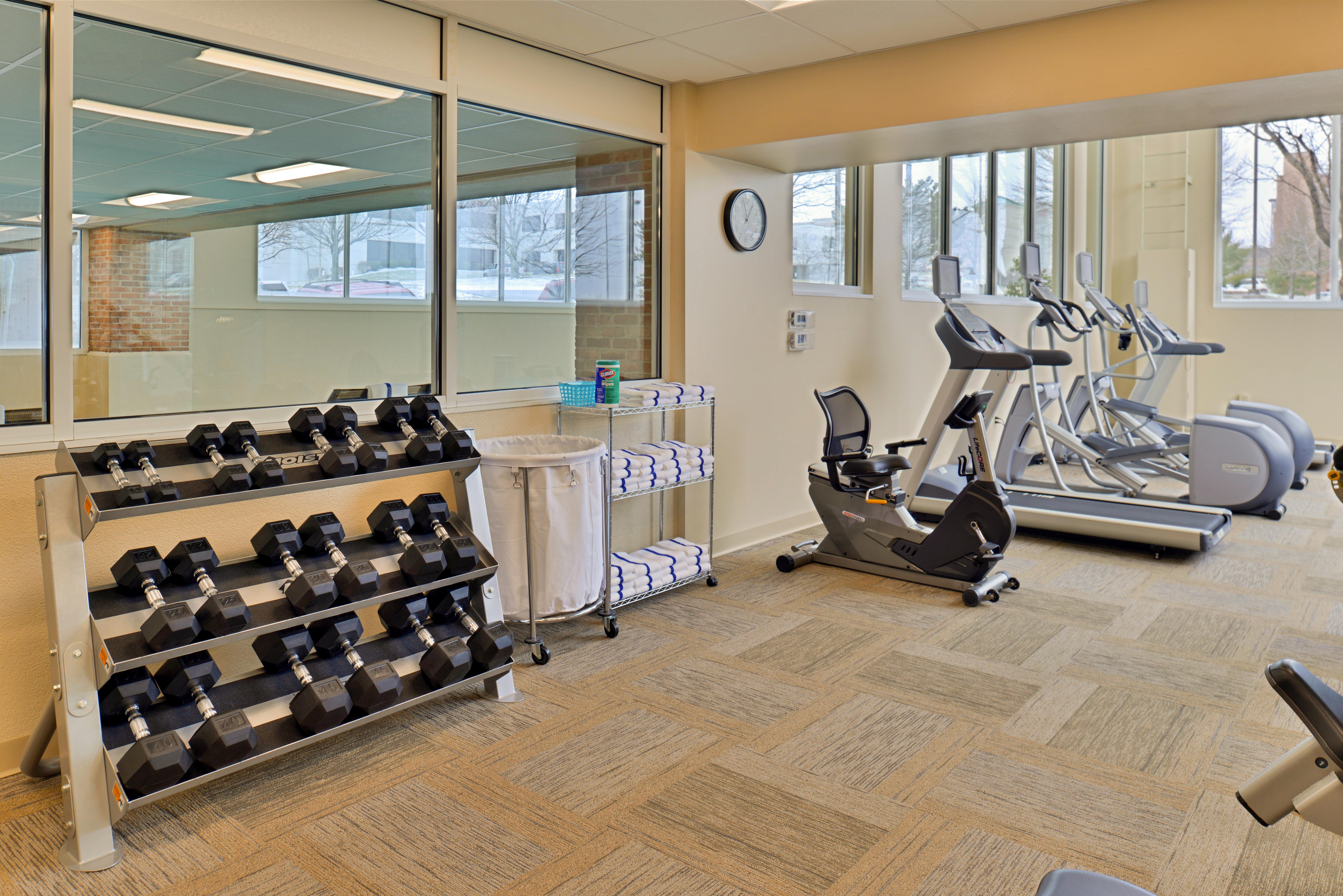 Holiday Inn Hotel & Suites Overland Park-Convention Center By Ihg Екстериор снимка